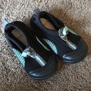 Skidders baby boy water shoes 24 months
